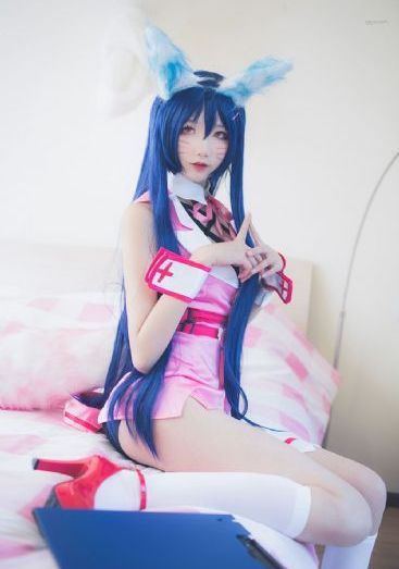 隔壁女生