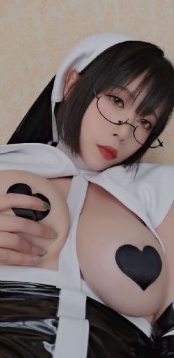 丰满艳妇岳的引诱hd电影